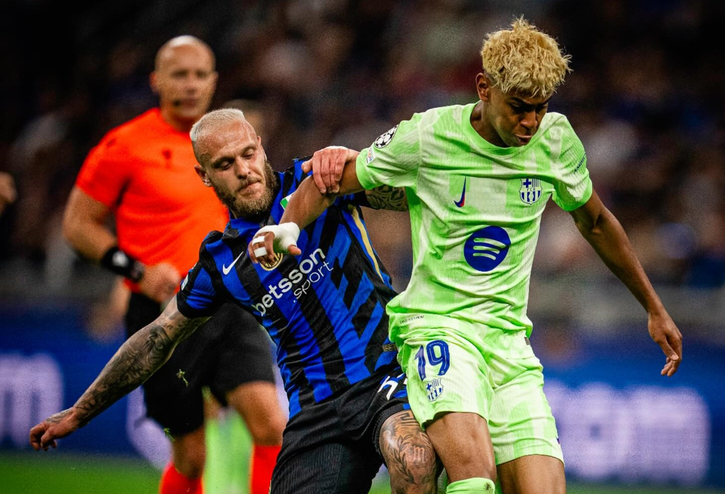 Kết quả bóng đá hôm nay 7/5: Inter vs Barca rượt đuổi 'điên rồ'