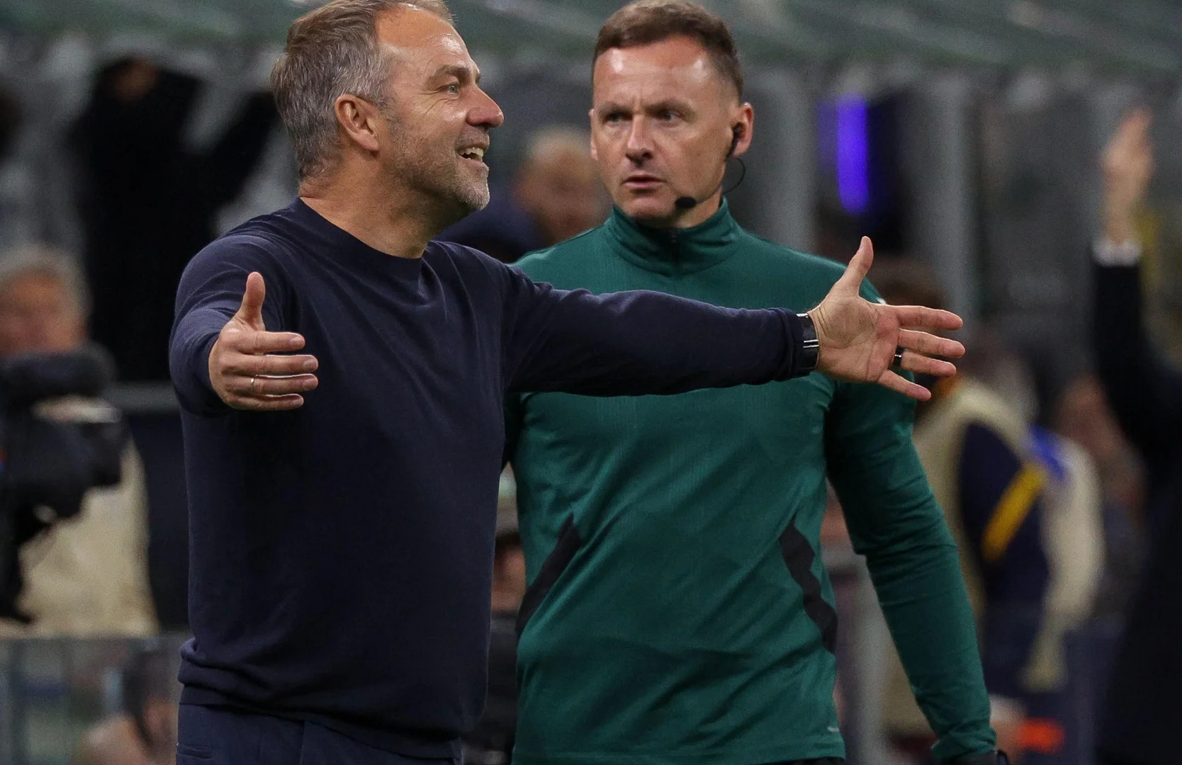 Barca thua Inter, Hansi Flick đổ lỗi trọng tài