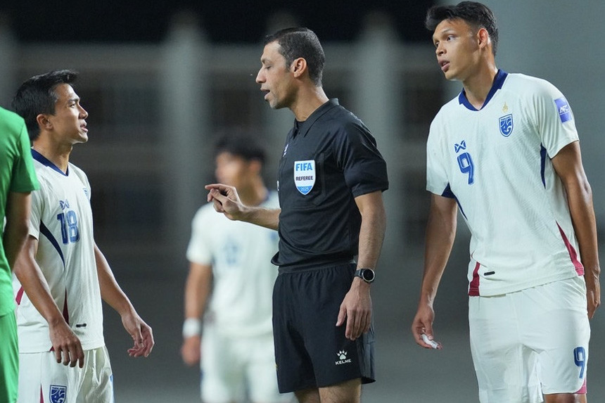 Tuyển Thái Lan: Quá nhiều điểm yếu, lo lỡ hẹn Asian Cup 2027