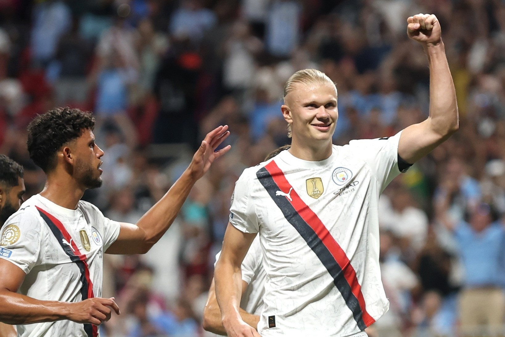 Man City 'đánh tennis', đoạt vé sớm vào vòng 1/8 FIFA Club World Cup