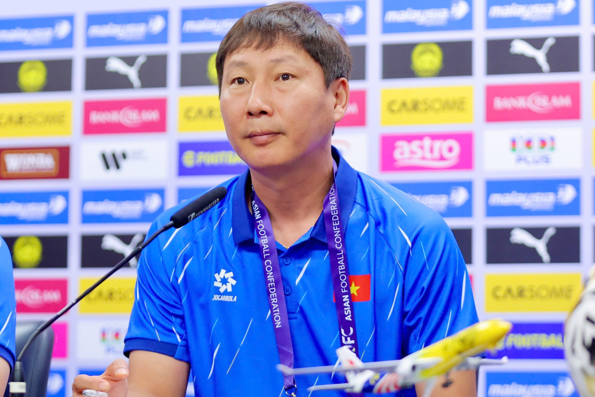 HLV Kim Sang Sik: Tuyển Việt Nam làm tất cả để thắng Malaysia
