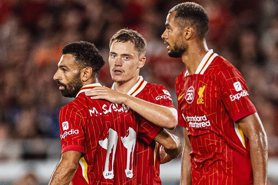 'Bom tấn' Florian Writz ghi bàn đầu tiên cho Liverpool