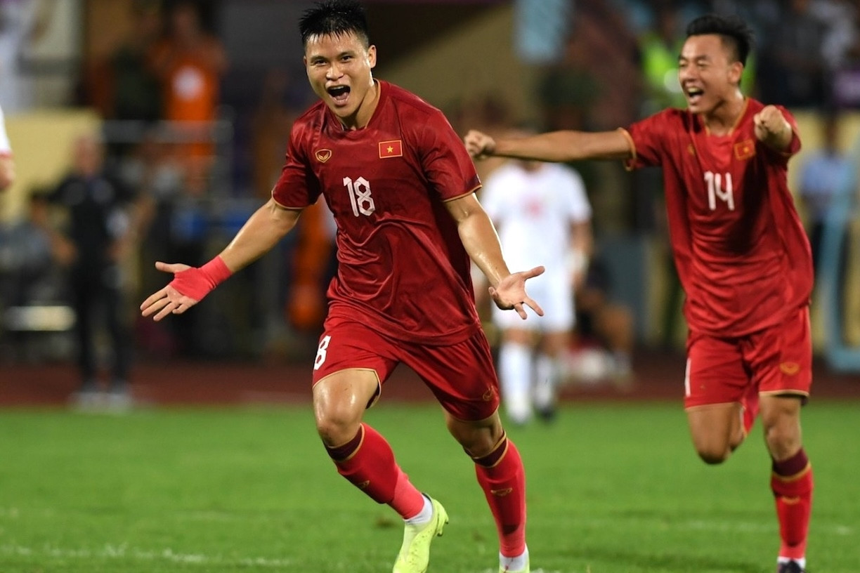 V-League 'nóng' trước mùa giải mới: Tuyển Việt Nam cần cú hích ấy