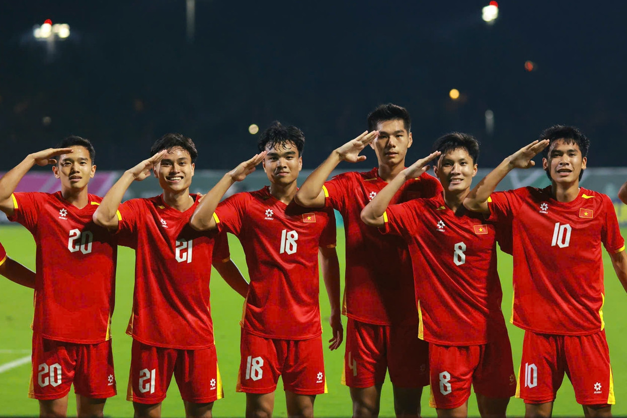 CĐV Đông Nam Á ngả mũ trước bản lĩnh của U23 Việt Nam