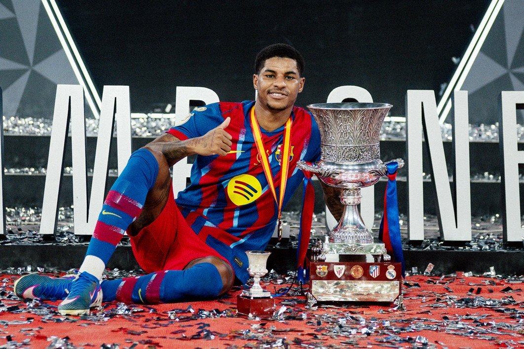 Barca ra quyết định về tương lai Rashford, MU reo vui