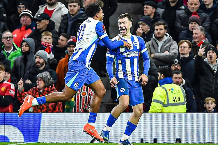 Trực tiếp MU 0-1 Brighton: Lammens thủng lưới sớm (H1)