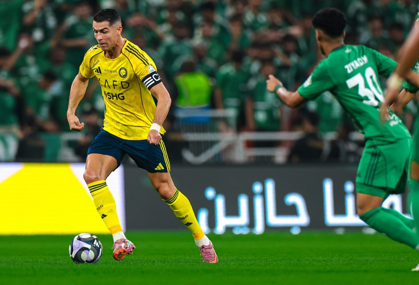 Ronaldo im tiếng, Al Nassr trắng tay sau màn rượt đuổi nghẹt thở