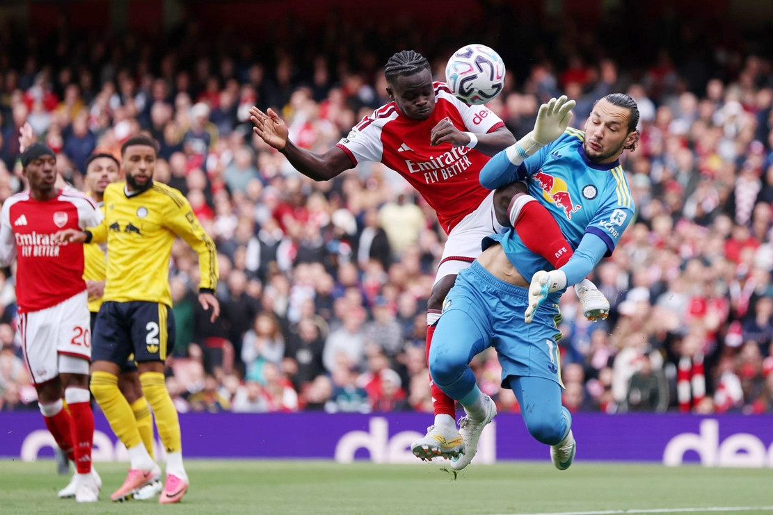 Trực tiếp Arsenal 0-0 Leeds: Tấn công tìm bàn thắng (H1)