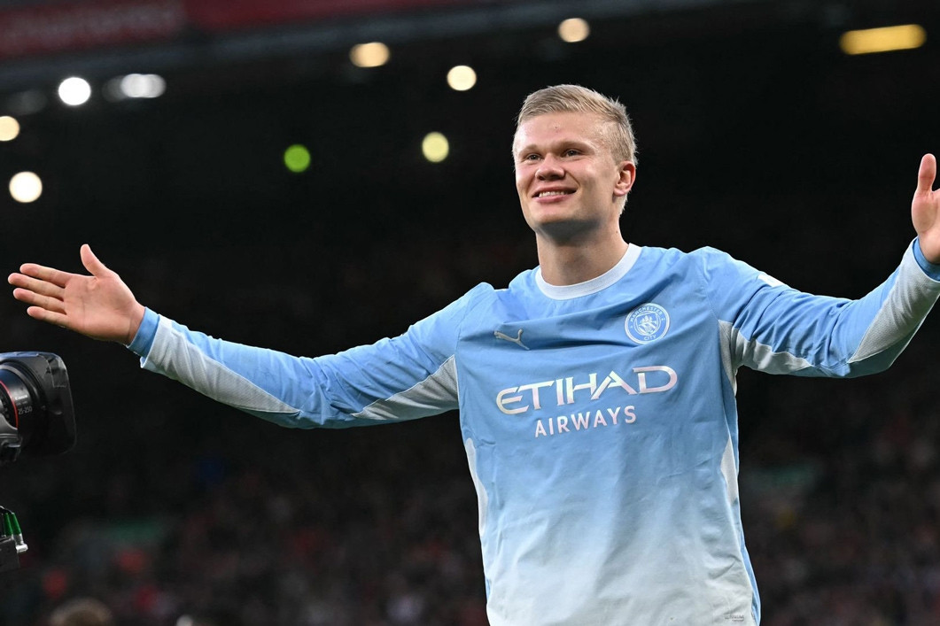 Trực tiếp Liverpool 0-2 Man City: Haaland và Doku bừng sáng (H2)