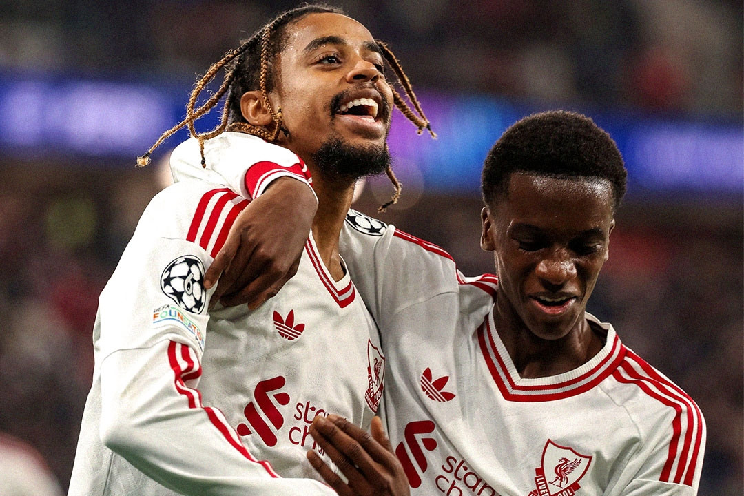 Barcola lập hat-trick, Liverpool thắng kiểu tennis