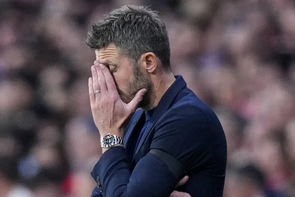 Carrick lên tiếng giữa tin đồn sắp mất ghế ở MU vào tay Conte