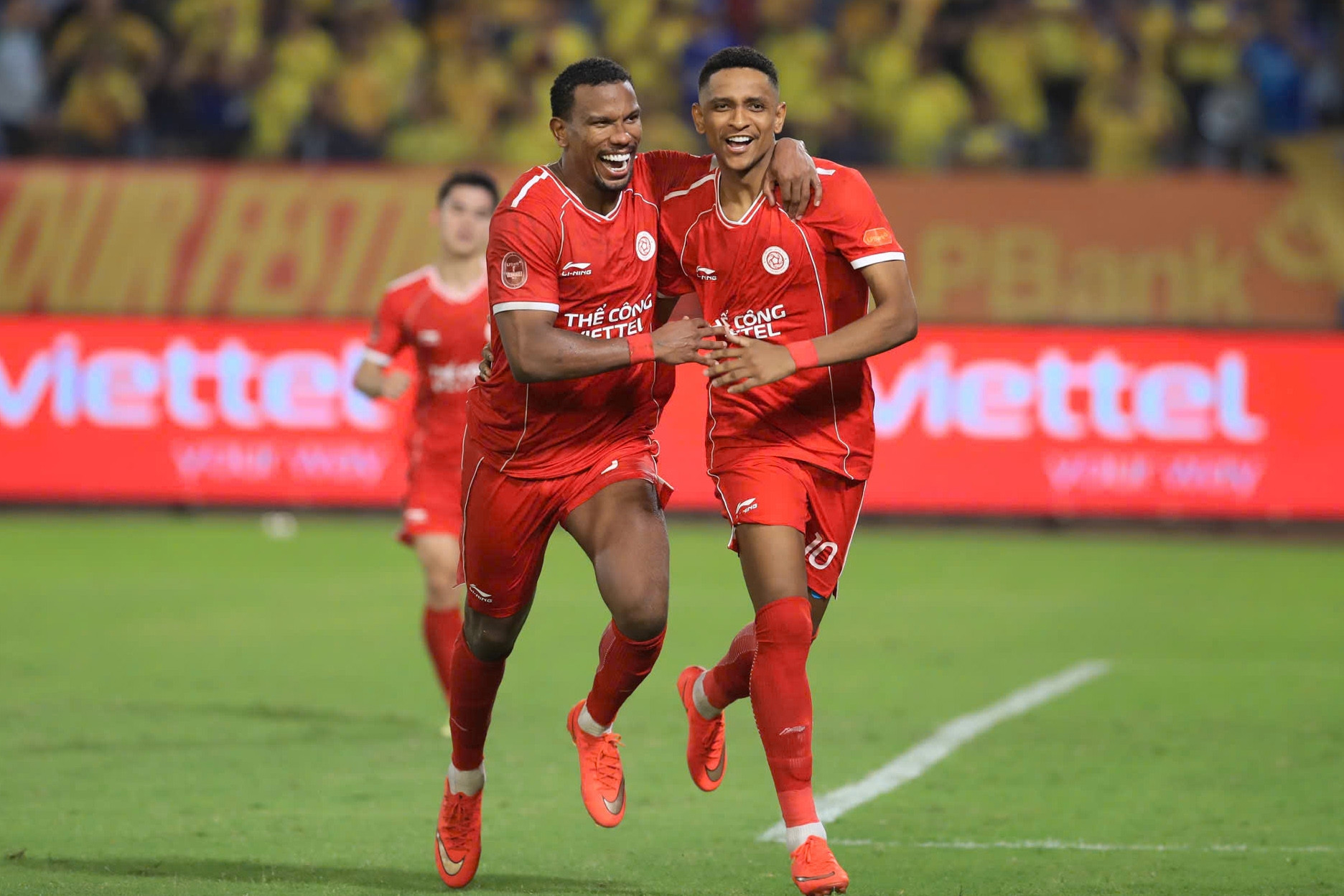 Thể Công Viettel bị Bắc Ninh cầm hòa, 4 trận không thắng ở V-League
