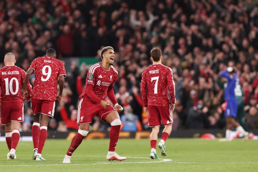 Liverpool loại Chelsea ra khỏi cúp Liên đoàn Anh