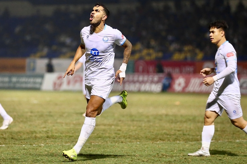 Trực tiếp bóng đá Thanh Hóa 1-2 Nam Định: Rượt đuổi hấp dẫn