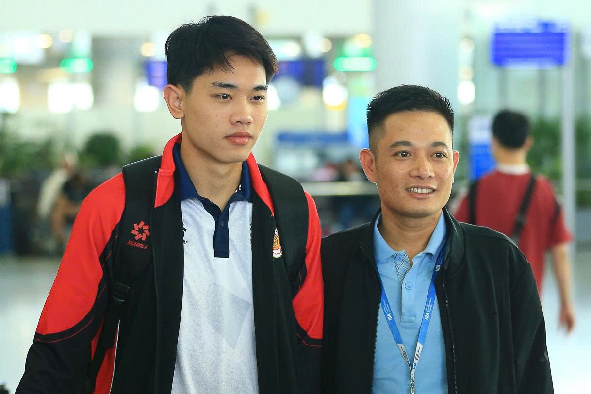 Đình Bắc, Quang Hải xuất ngoại ngày 29 Tết đá Cúp C2 châu Á