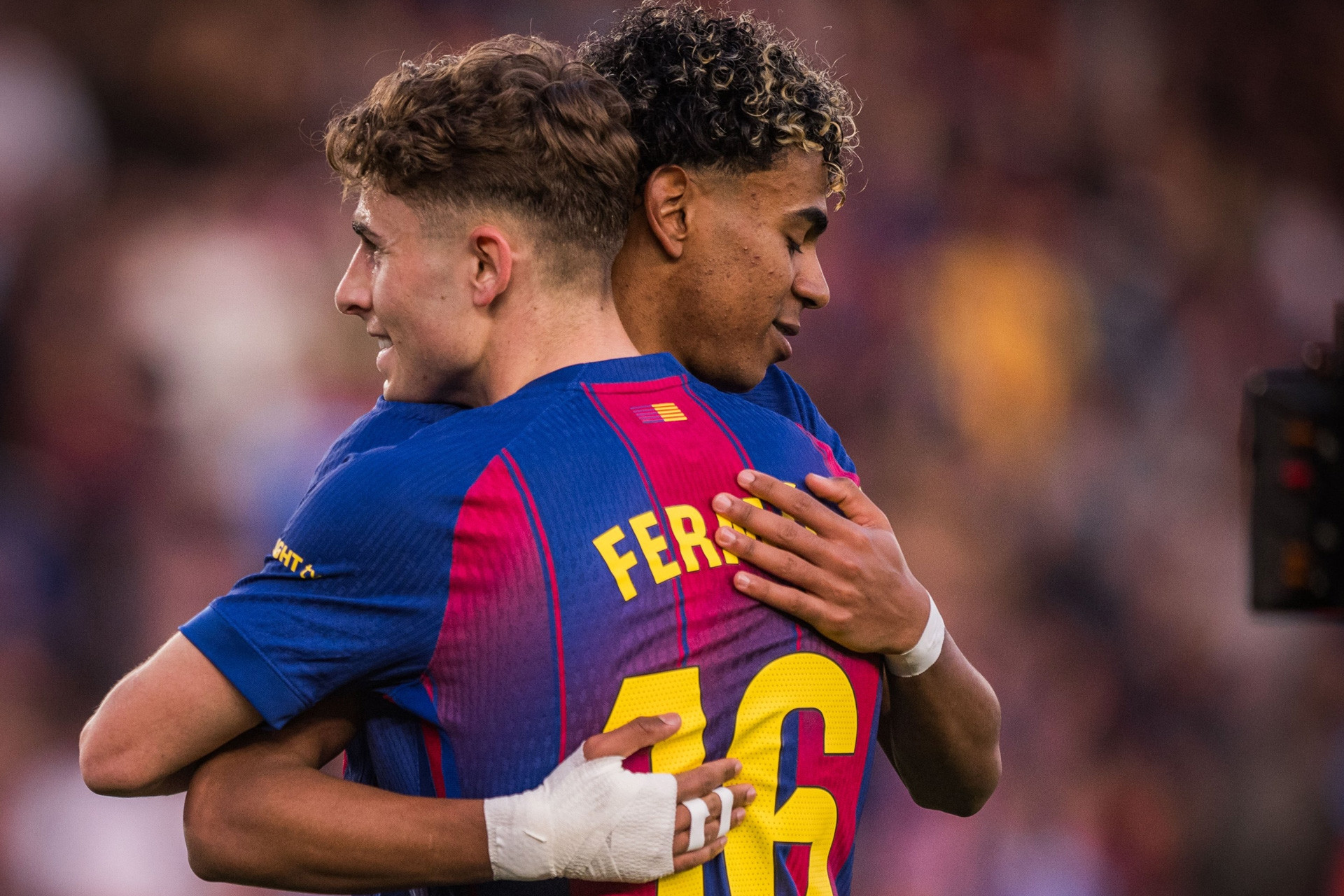 Barca thắng trở lại: Ngôi đầu và thái độ xấu của Lamine Yamal