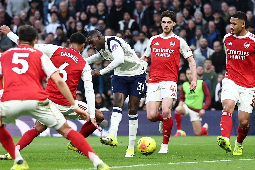 Trực tiếp Tottenham 1-1 Arsenal: Hai bàn chớp nhoáng (H1)