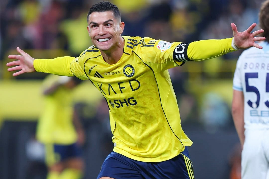 Ronaldo chạy khỏi Al-Nassr, lộ số tiền giải phóng hợp đồng