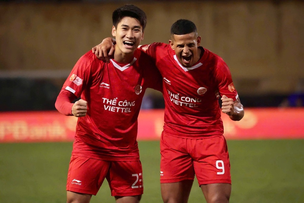 Trực tiếp bóng đá Thể Công Viettel 1-1 SLNA: Lucao gỡ hòa