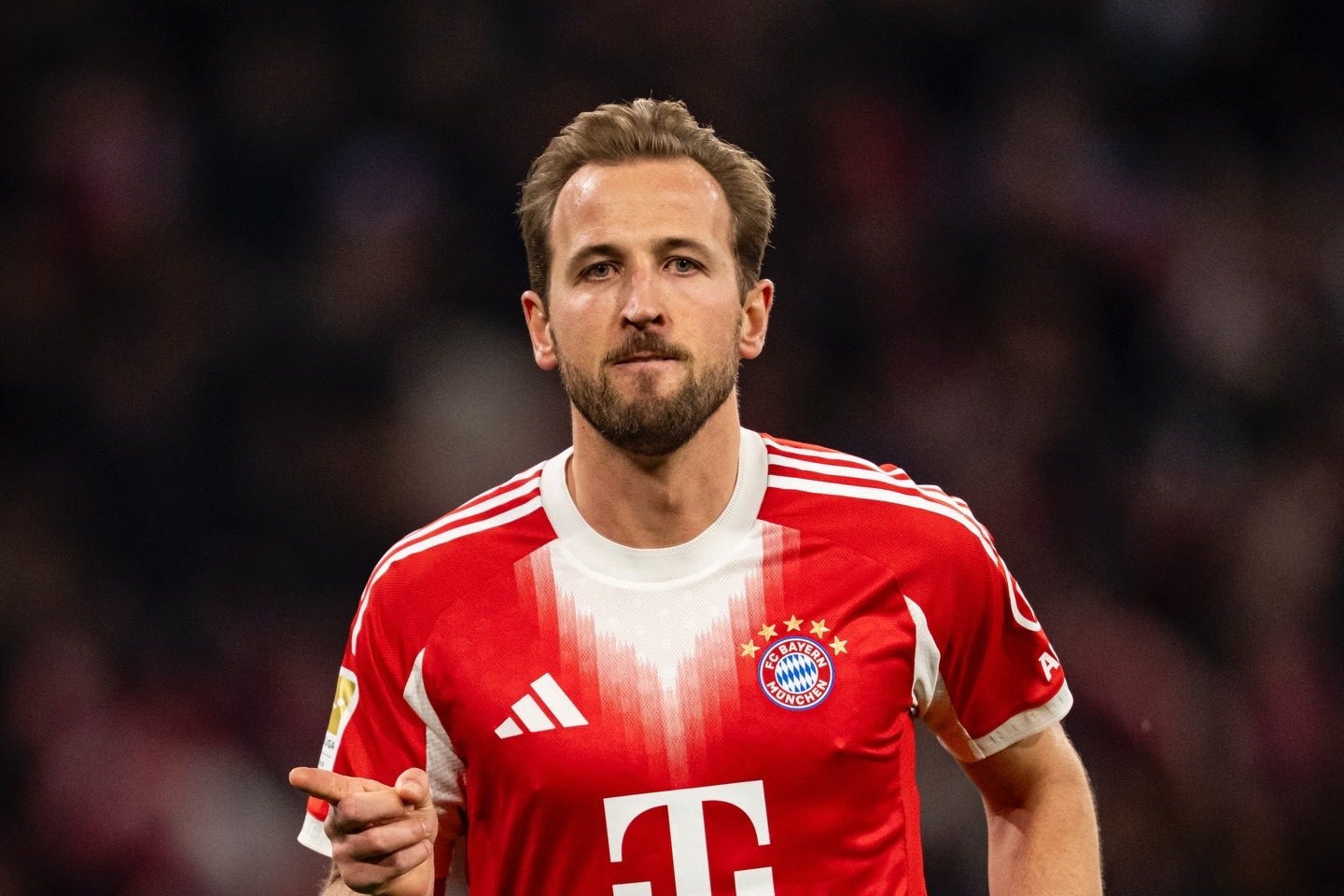 Song tấu Kane - Diaz giúp Bayern Munich đại thắng '5 sao'