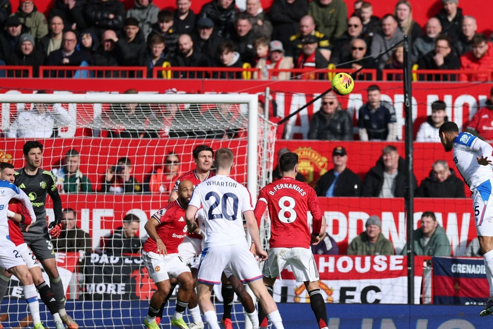 Trực tiếp MU 0-1 Crystal Palace: Lacroix mở tỷ số sớm (H1)