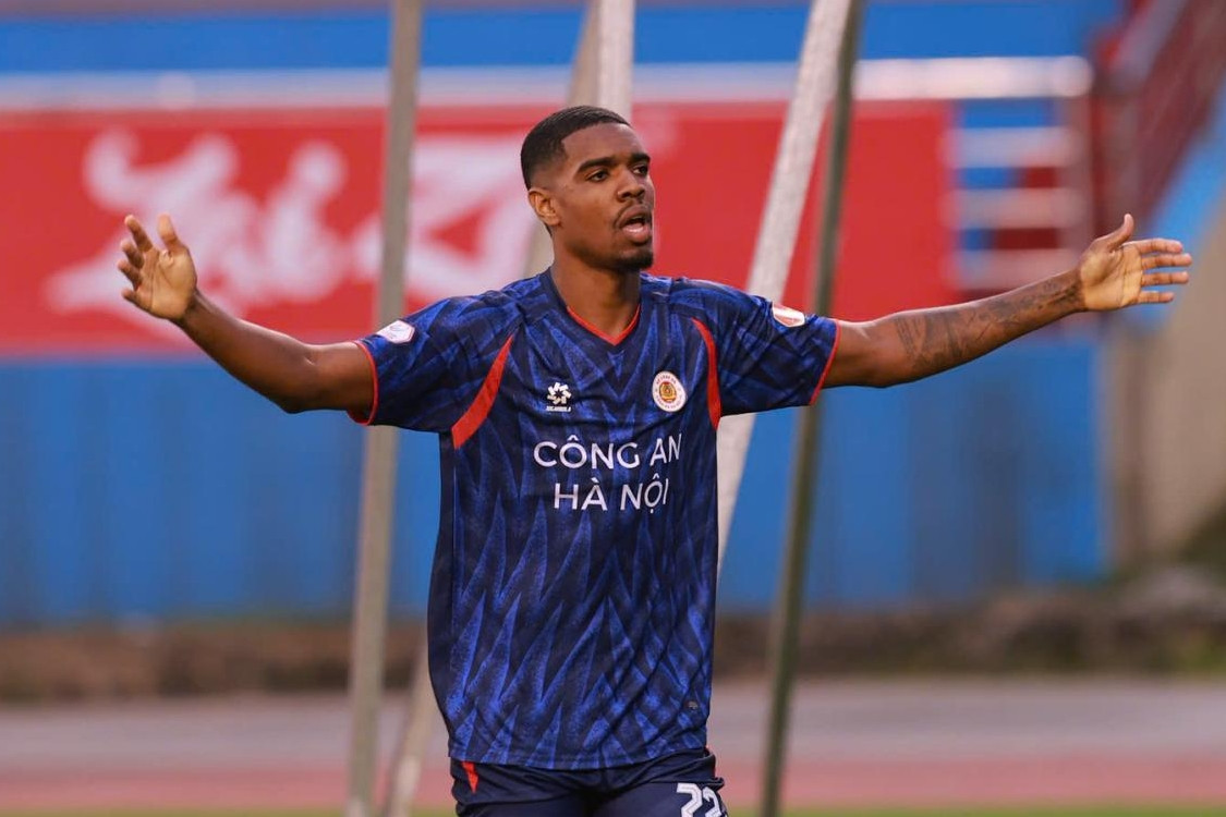 Trực tiếp bóng đá Ninh Bình 0-1 CAHN: Alan ghi bàn rồi ra nghỉ, Đình Bắc thế chỗ