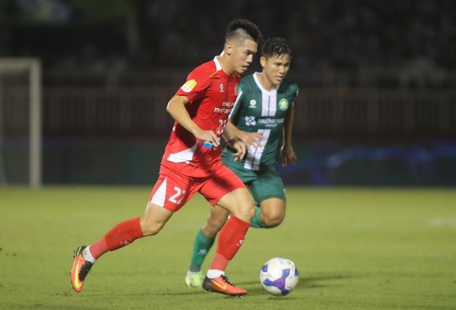 Trực tiếp bóng đá CA TPHCM 0-0 Đồng Nai: Tiến Linh, Khoa Ngô kém duyên