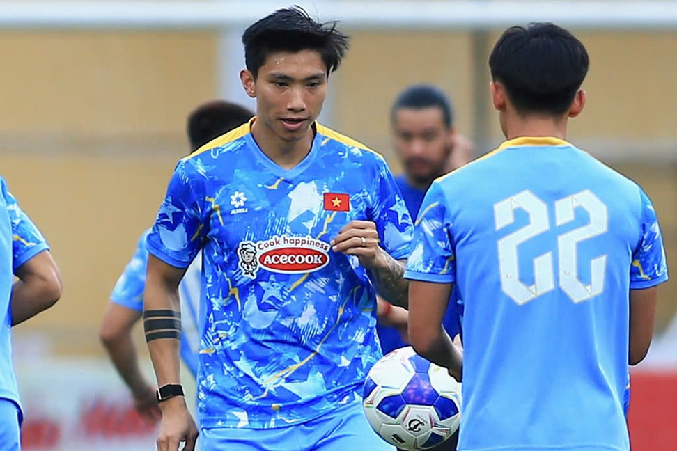 Tuyển Việt Nam rộn ràng tập luyện, chuẩn bị đấu Bangladesh