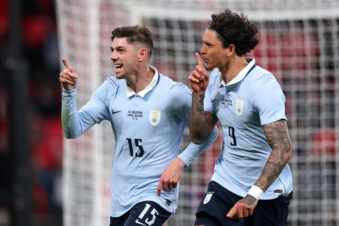 Valverde khiến tuyển Anh rơi chiến thắng ở Wembley