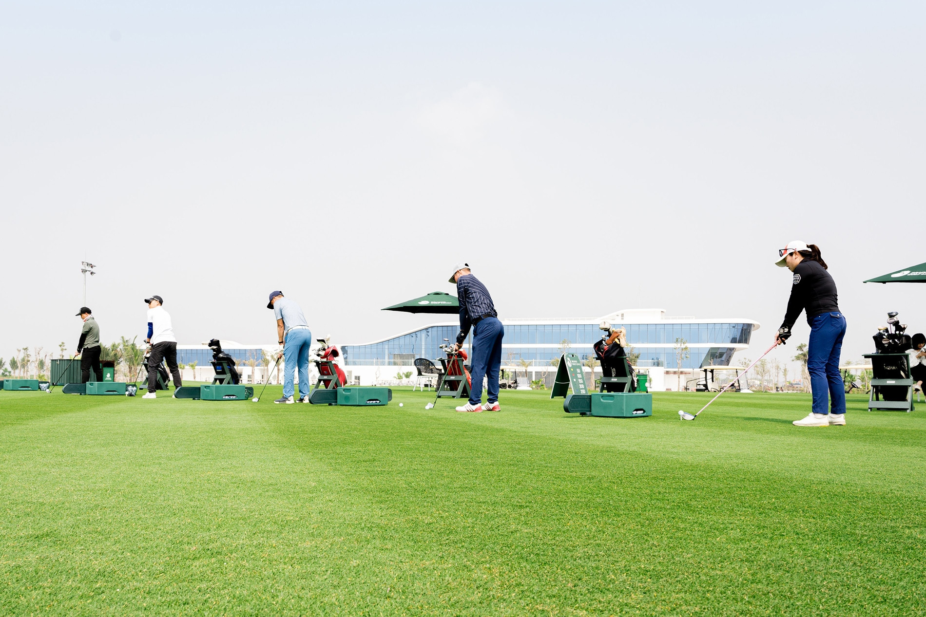 Giải golf phát bóng xa có tiền thưởng cao kỷ lục