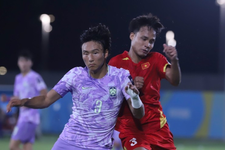 Trực tiếp bóng đá U17 Việt Nam 1-0 U17 Hàn Quốc: Sỹ Bách mở tỷ số