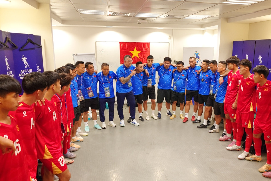 U17 Việt Nam dừng bước ở giải châu Á, HLV Cristiano Roland nói gì?