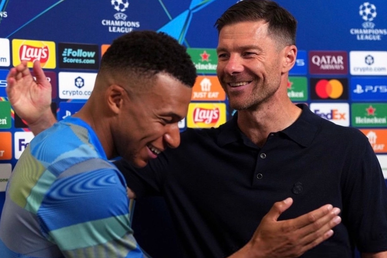 Xabi Alonso bảo Chelsea làm 'cú nổ' Mbappe, sếp bự lập tức ra tay
