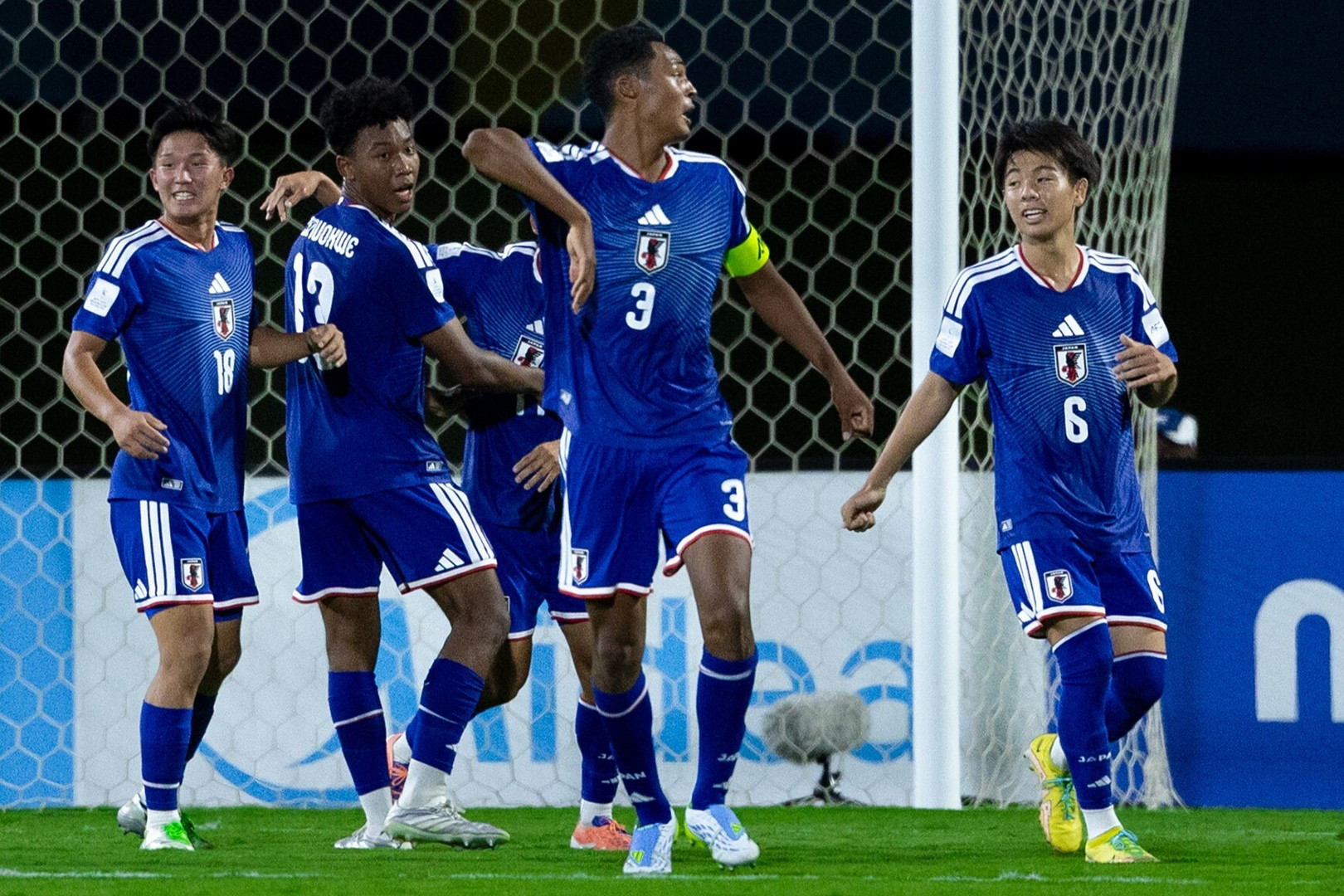 U17 Nhật Bản ngược dòng không tưởng vào chung kết U17 châu Á