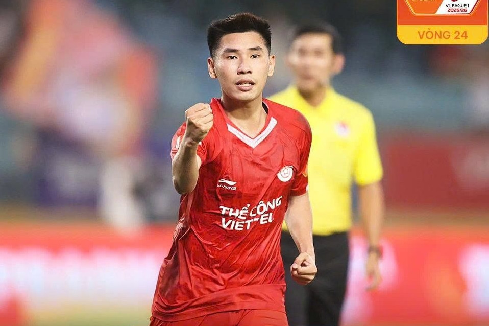 Thể Công Viettel thoát thua PVF-CAND tại Hàng Đẫy