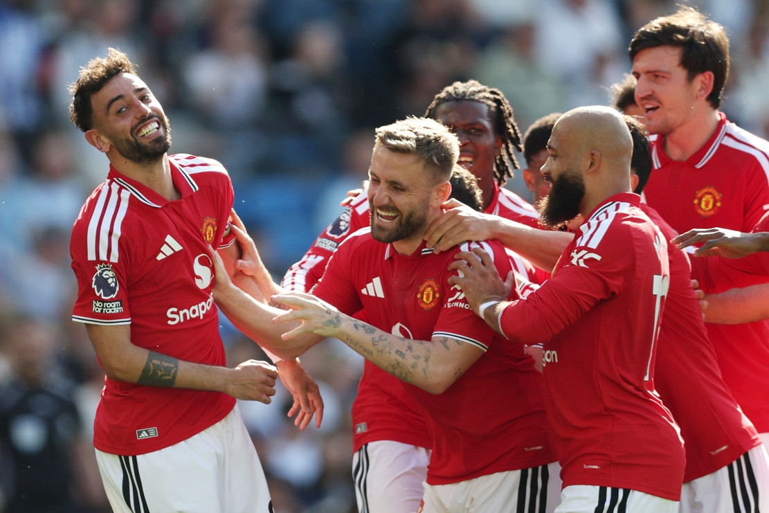 Trực tiếp Brighton 0-3 MU: Bruno Fernandes ghi bàn và phá kỷ lục kiến tạo (H2)