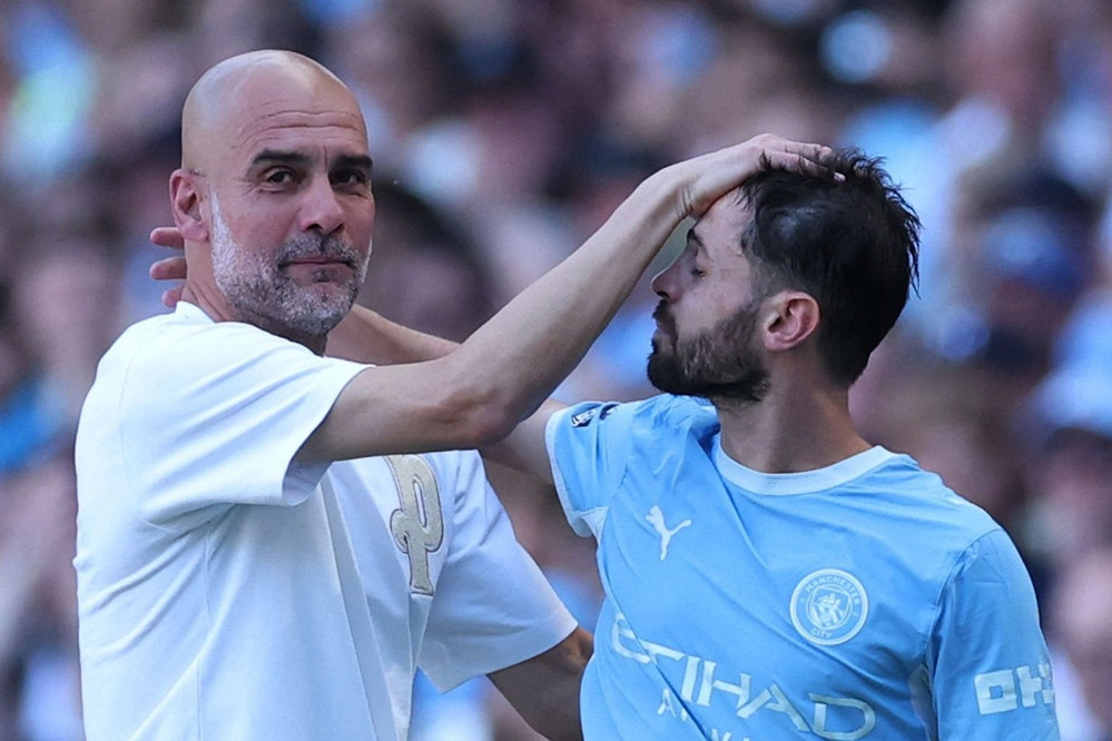 Man City thua Aston Villa trong ngày chia tay Pep Guardiola