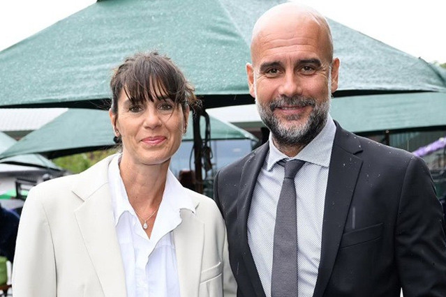Pep Guardiola làm lành với vợ, về Barcelona sinh sống