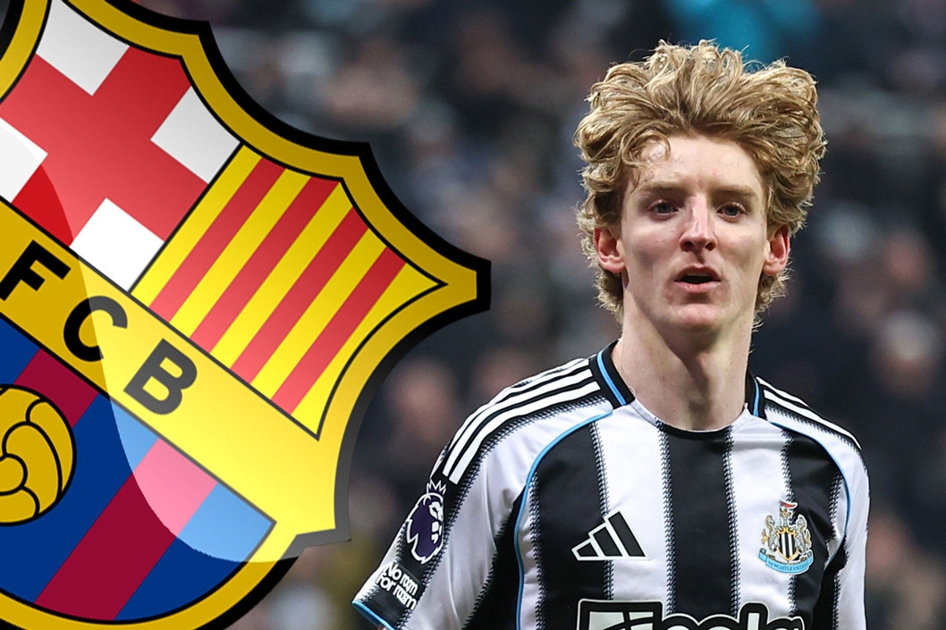 Barcelona đạt thỏa thuận chuyển nhượng Anthony Gordon
