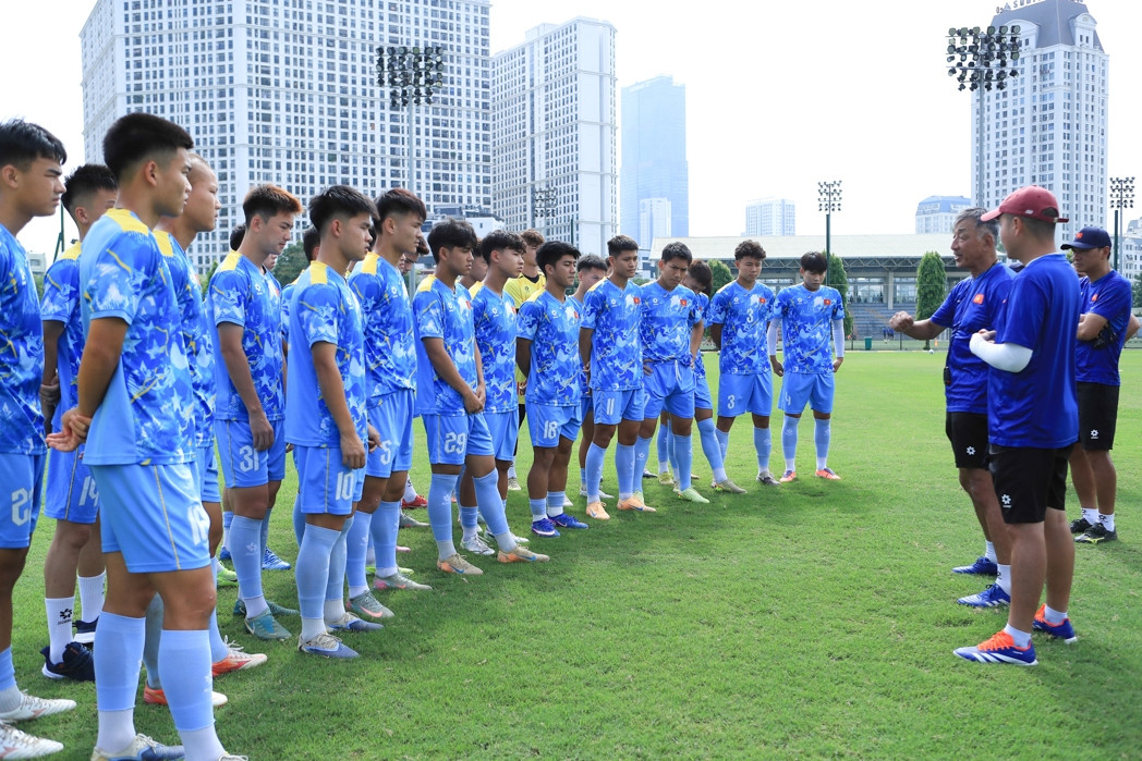 HLV Yutaka Ikeuchi chốt danh sách U19 Việt Nam dự giải Đông Nam Á