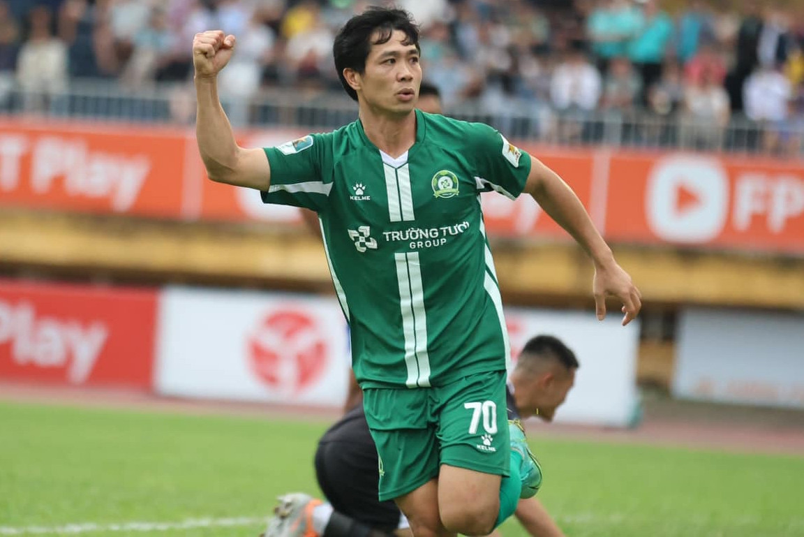 Công Phượng, Minh Vương, Xuân Trường và chiếc cúp vô địch đặc biệt