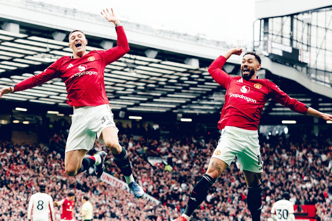 Trực tiếp MU 3-2 Liverpool: Mainoo tỏa sáng (H2)