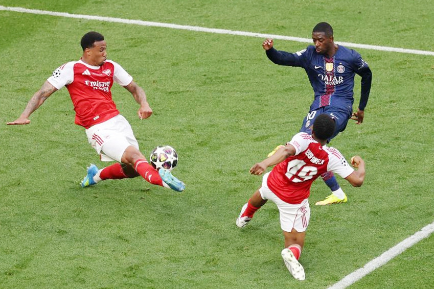 Trực tiếp Arsenal 1-0 PSG: Tấn công tìm bàn gỡ (H1)
