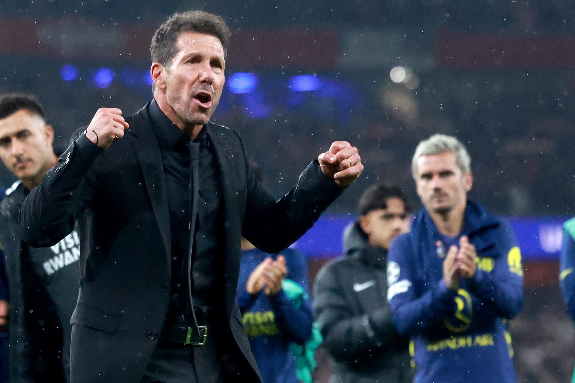 Simeone tuyên bố bất ngờ sau khi Atletico thua Arsenal