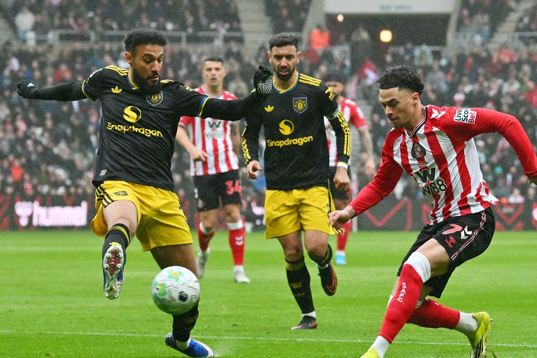 Trực tiếp Sunderland 0-0 MU: Lammens cứu thua xuất sắc (H1)