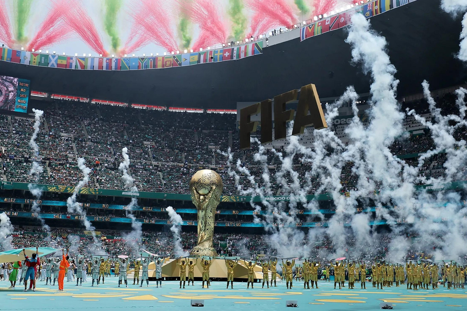 World Cup 2026 chính thức bắt đầu: Cháy lên ngọn lửa bóng đá