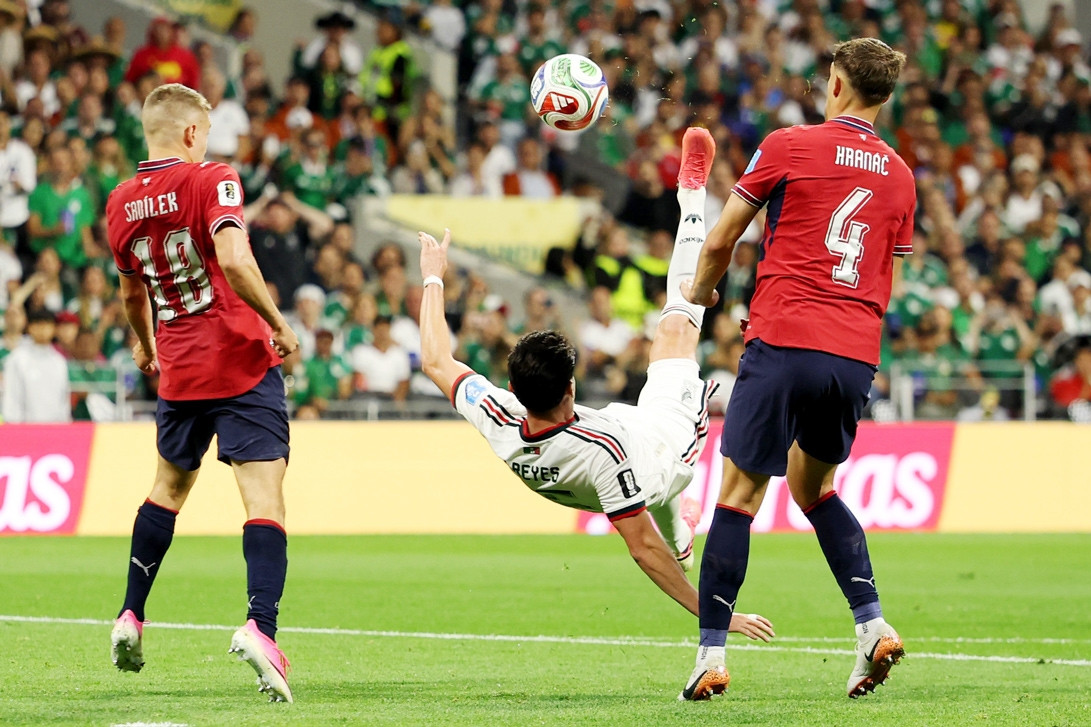 Trực tiếp Mexico 1-0 CH Séc: Bàn thắng xứng đáng (H2)