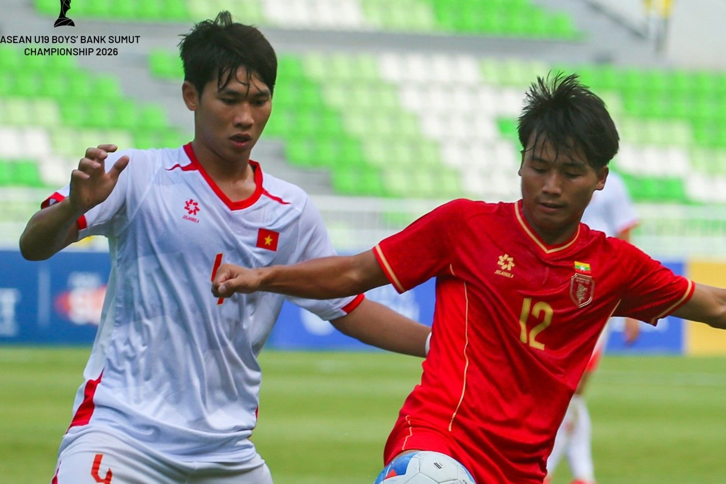 Trực tiếp bóng đá U19 Việt Nam 0-1 U19 Indonesia: Tìm kiếm bàn gỡ