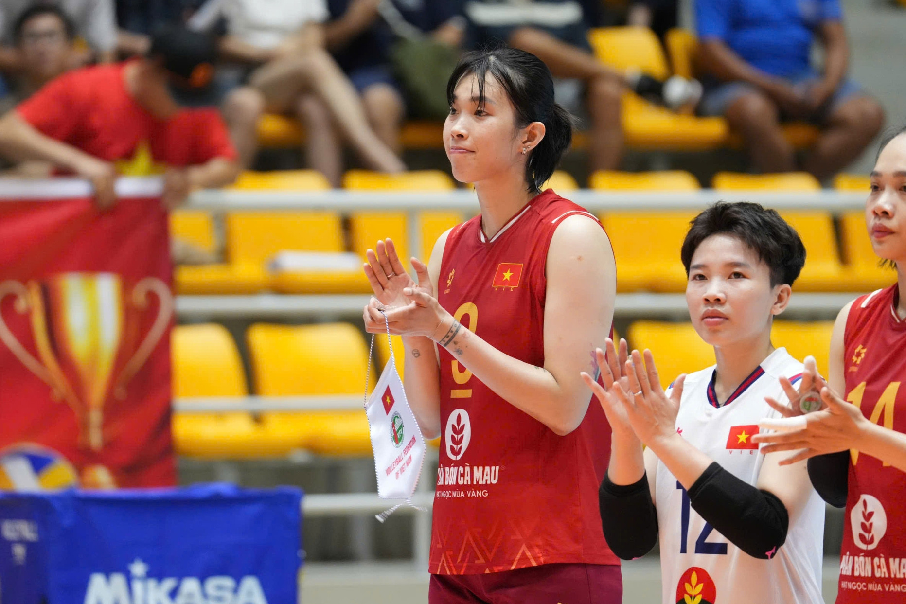 Trực tiếp bóng chuyền nữ Việt Nam 2-0 Philippines: Set 2 bùng nổ