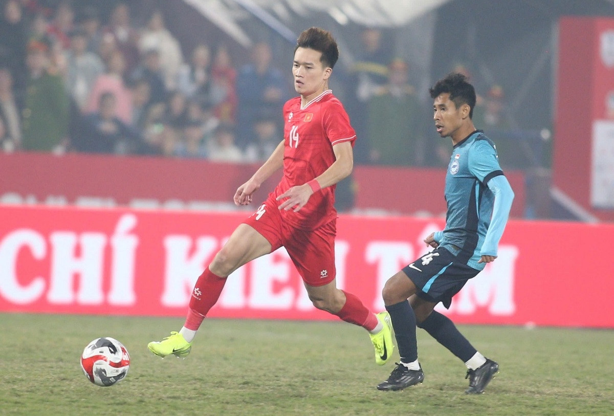 Trực tiếp bóng đá Việt Nam vs Singapore: Đòi lại ngôi đầu bảng